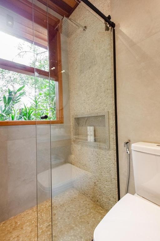 Room com Banheira de Hidromassagem — foto 4