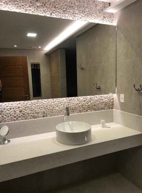 Suíte com Cama King-size e Varanda — foto 3