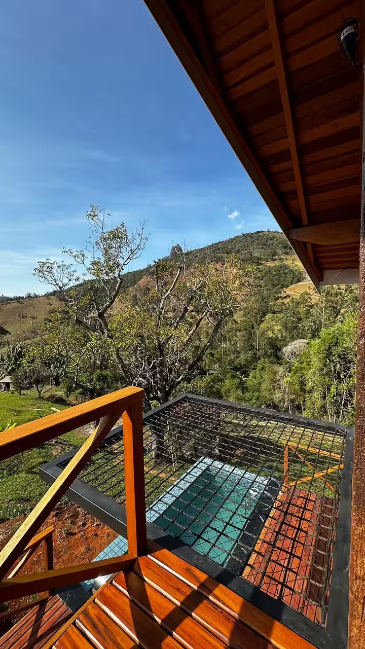 Chalé Horizonte com Piscina climatizada privativa, Banheira de hidromassagem, Lareira interna, Ar-condicionado, Wi-Fi e TV — foto 4